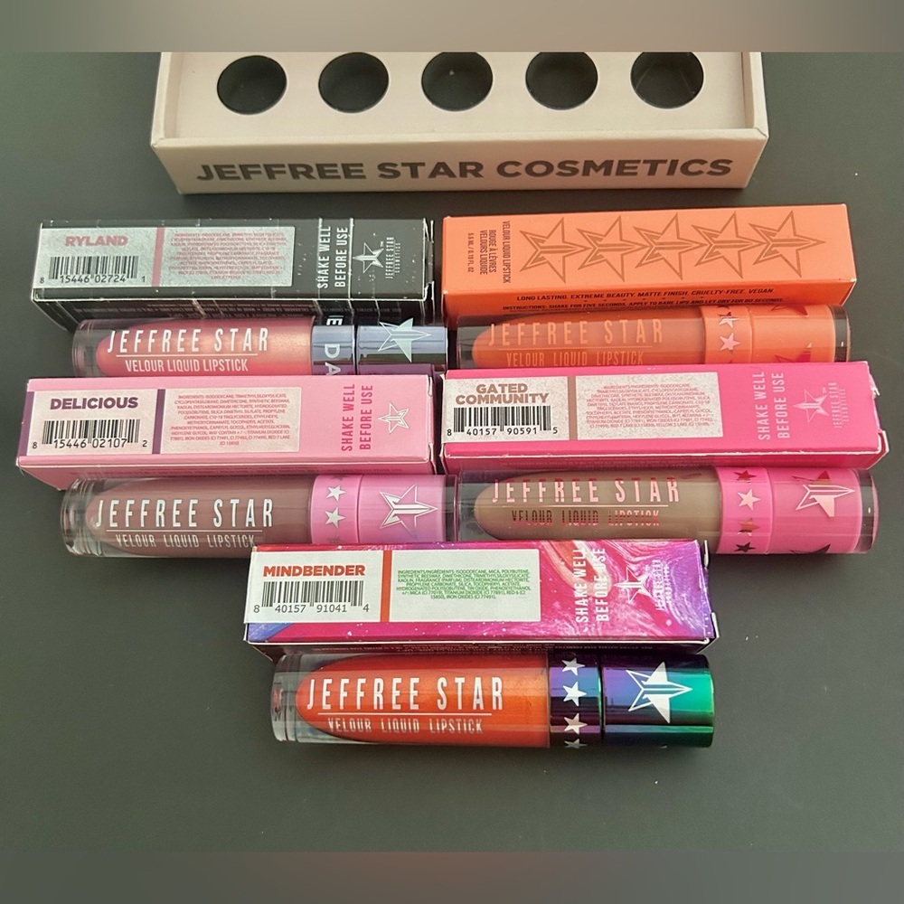 JS Bundle Of 5 Velour Liquid Lipsticks